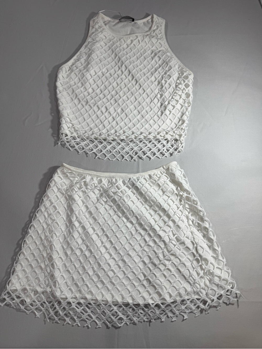 White Fox White Diamond Shape Mesh Overlay Skirt and Top for Women - Size XS